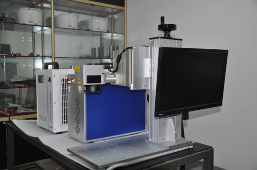 紫外激光打標(biāo)機(jī)1