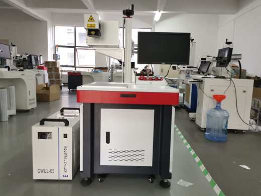 紫外激光打標(biāo)機(jī)1