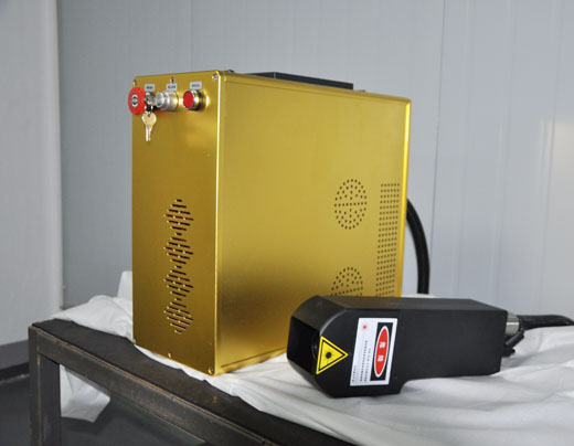 手持激光清洗機(jī)實(shí)拍展示